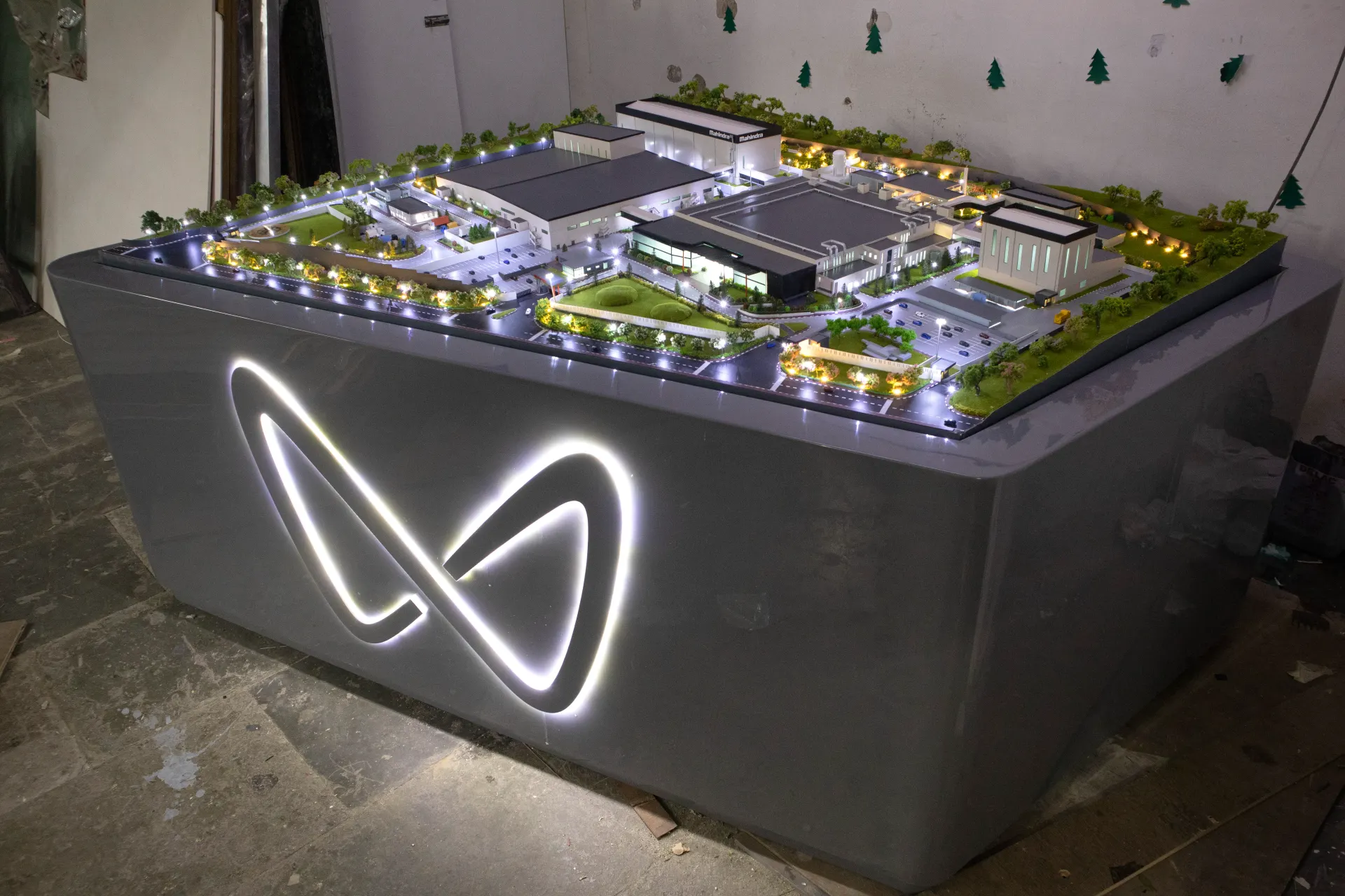 Plant Miniature
                                Model